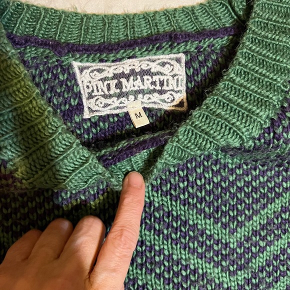 Pink Martini sweater - Picture 2 of 3